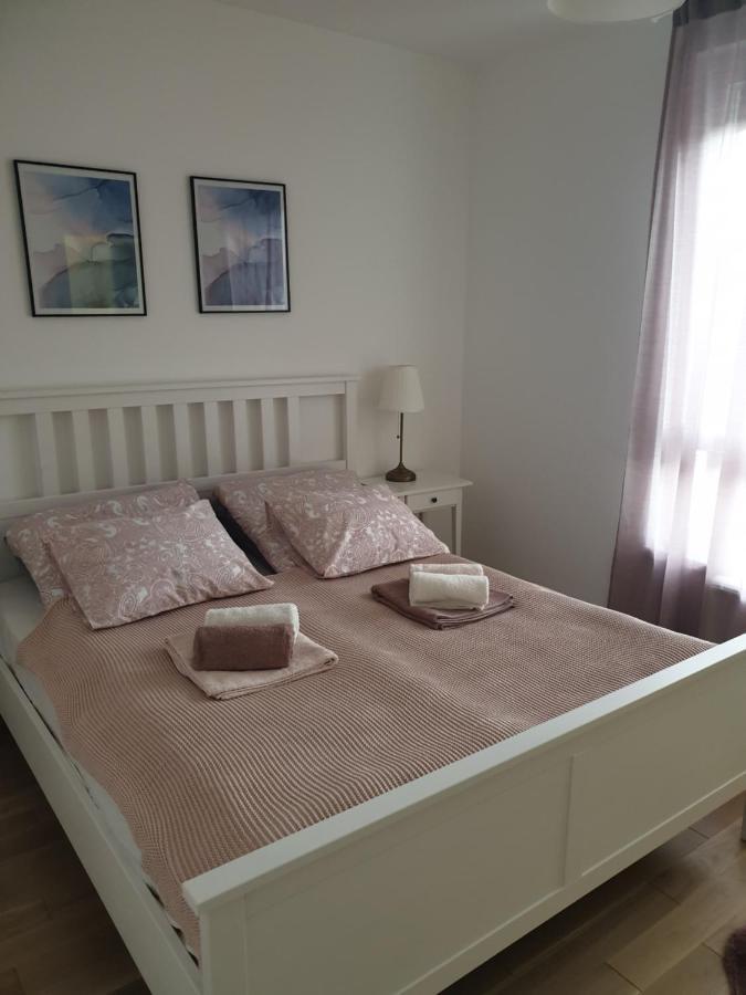 Apartman Viktoria Tuzla Eksteriør billede